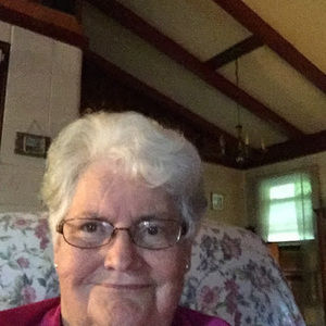 Meet your Posher, Genevieve